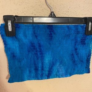 Blue crop top